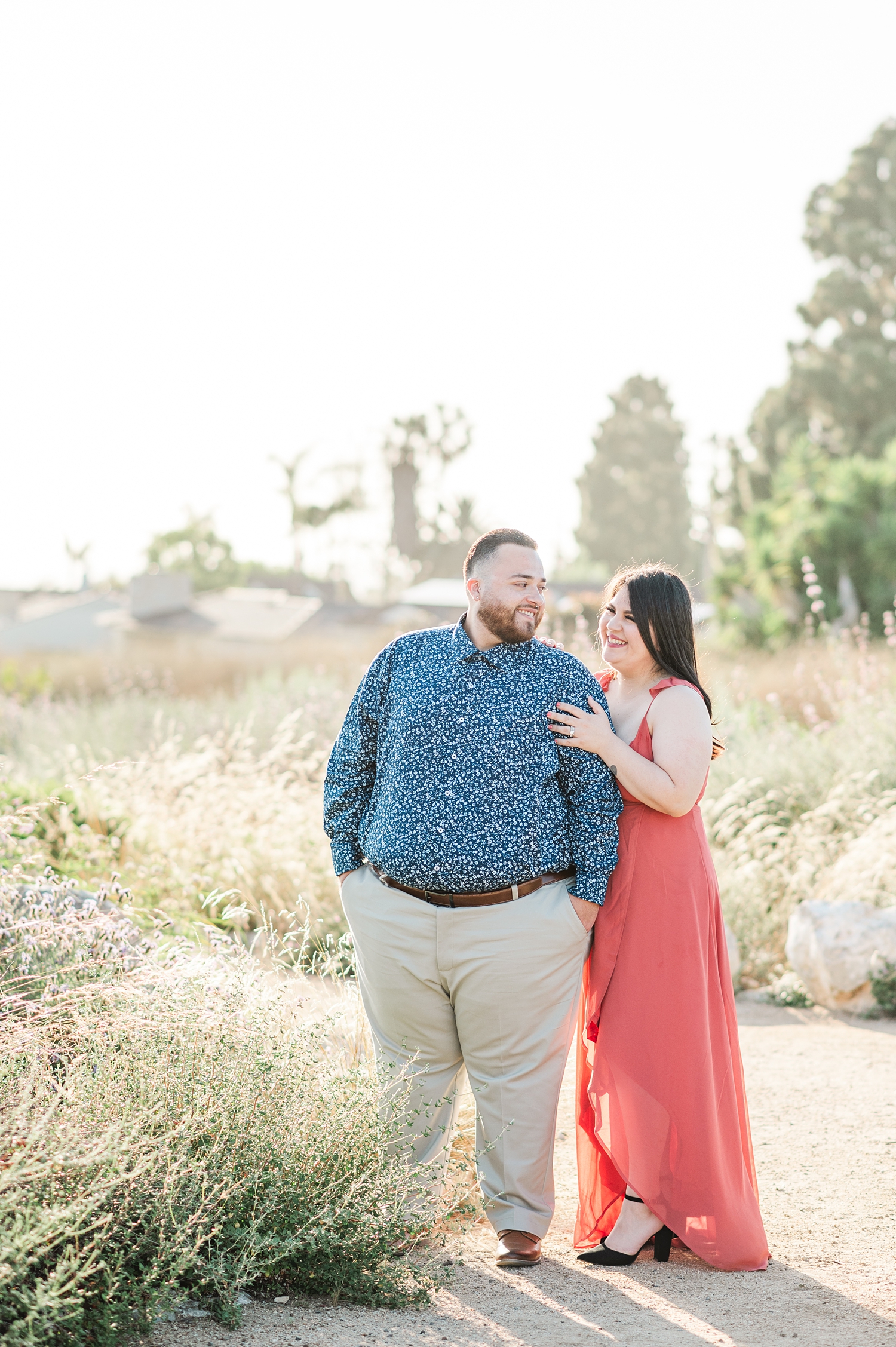 Beach Cliffs Engagement Session at Sunset | Nataly Hernandez Photography | Edwin and Susana-17.jpg