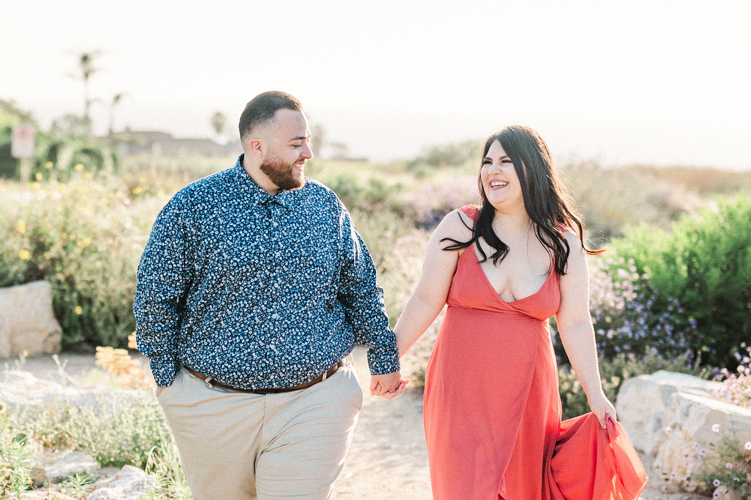 Beach Cliffs Engagement Session at Sunset | Nataly Hernandez Photography | Edwin and Susana-26.jpg