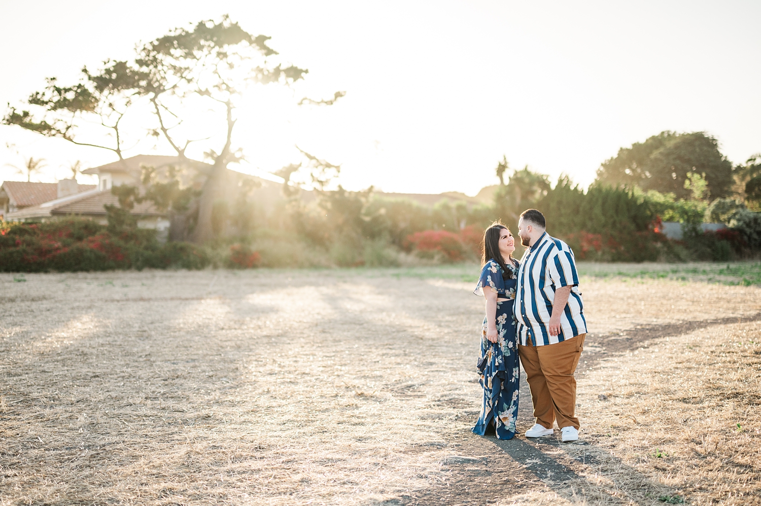 Beach Cliffs Engagement Session at Sunset | Nataly Hernandez Photography | Edwin and Susana-49.jpg