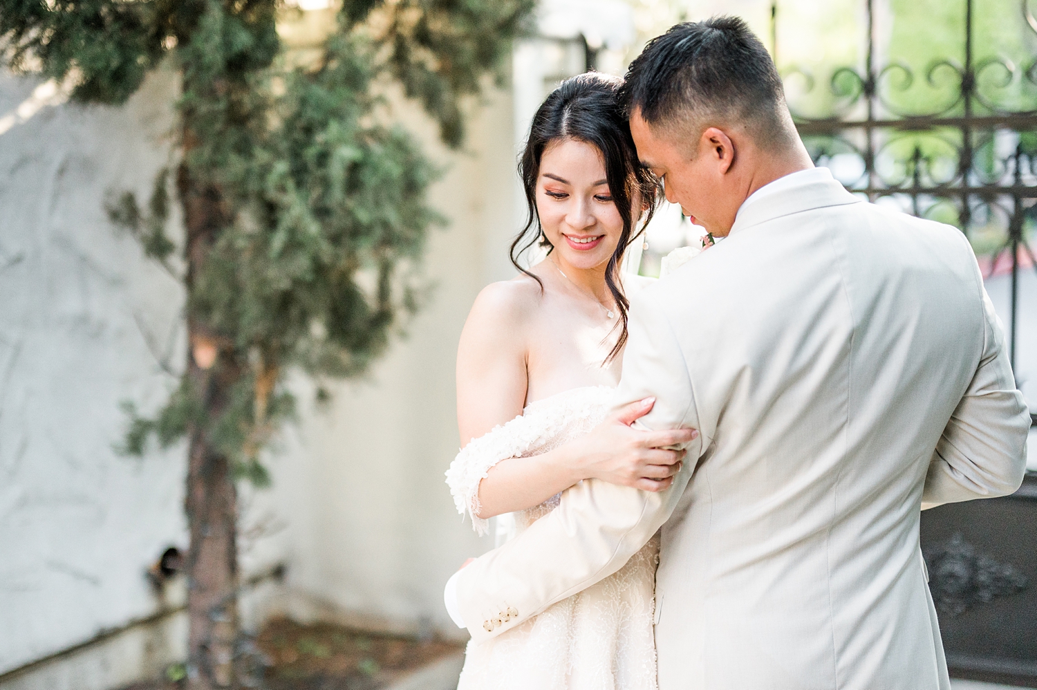 Chinese Tea Ceremony | Romantic Garden Wedding | OC Wedding Photographer | The Villa Westminster-107| Nataly Hernandez Photography | Diana + Byron.jpg