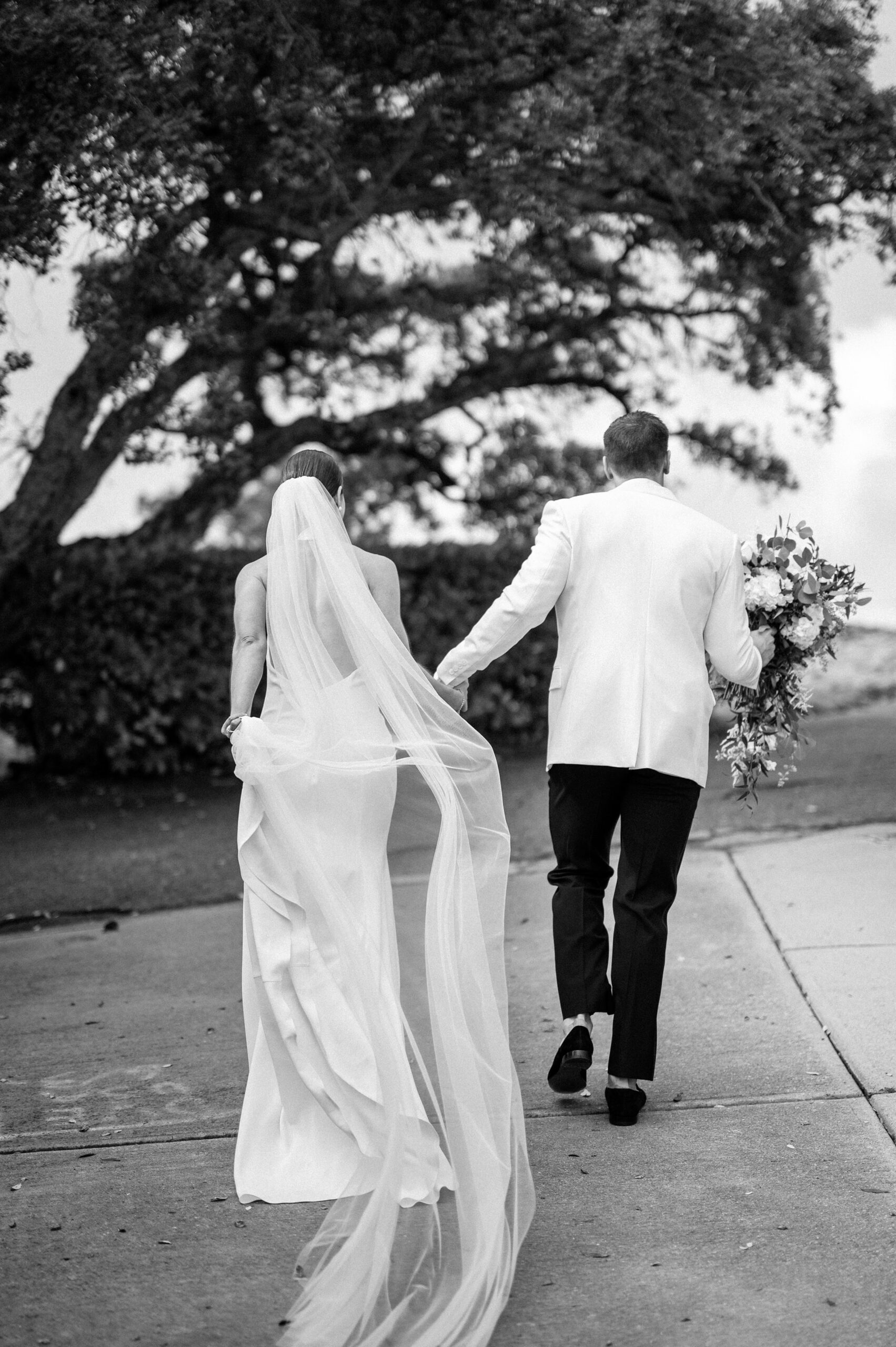 Black tie wedding in Paso Robles | Wedding Photographer 