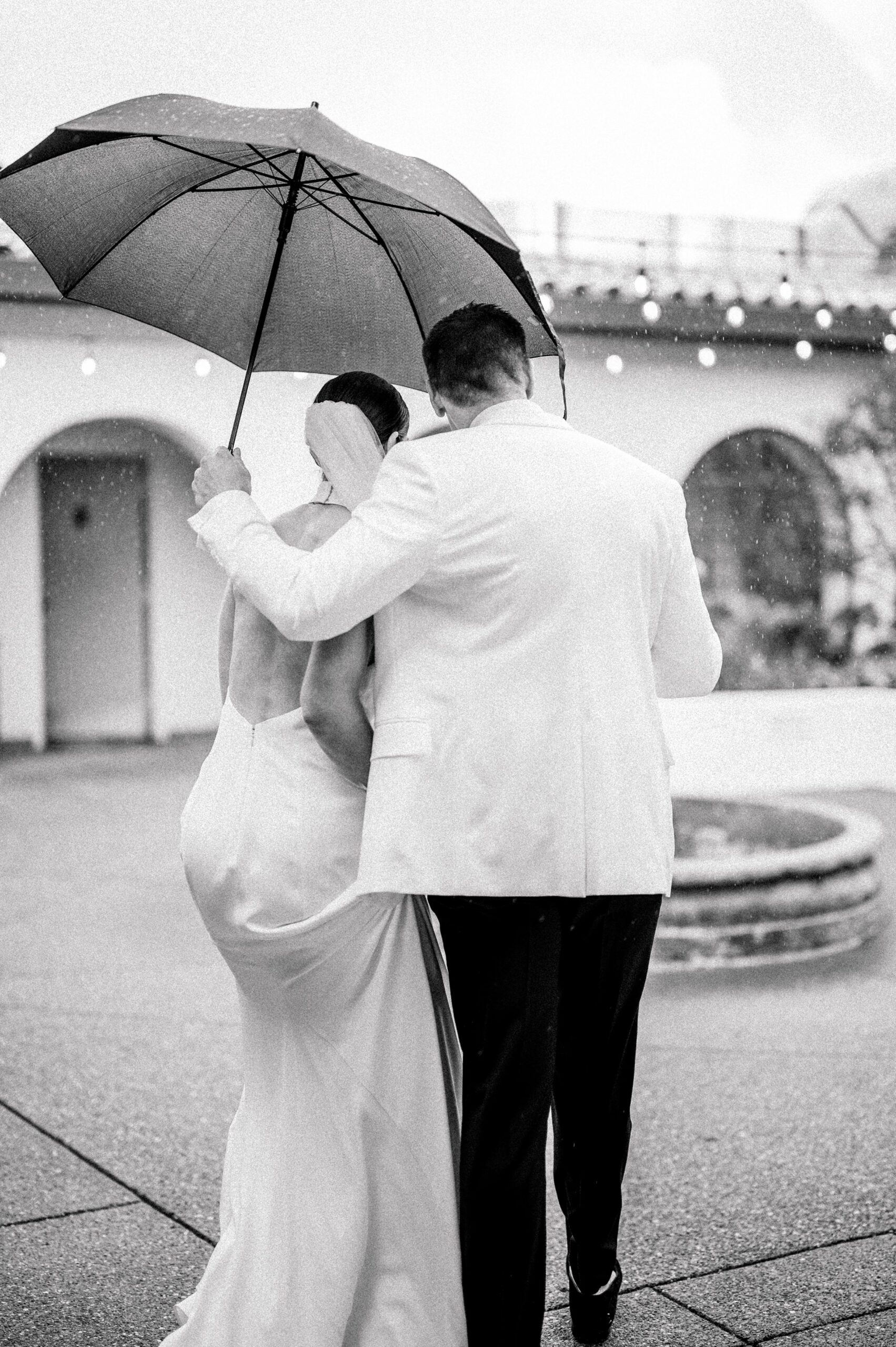 Elegant Black Tie Wedding Day , rainy wedding photos 